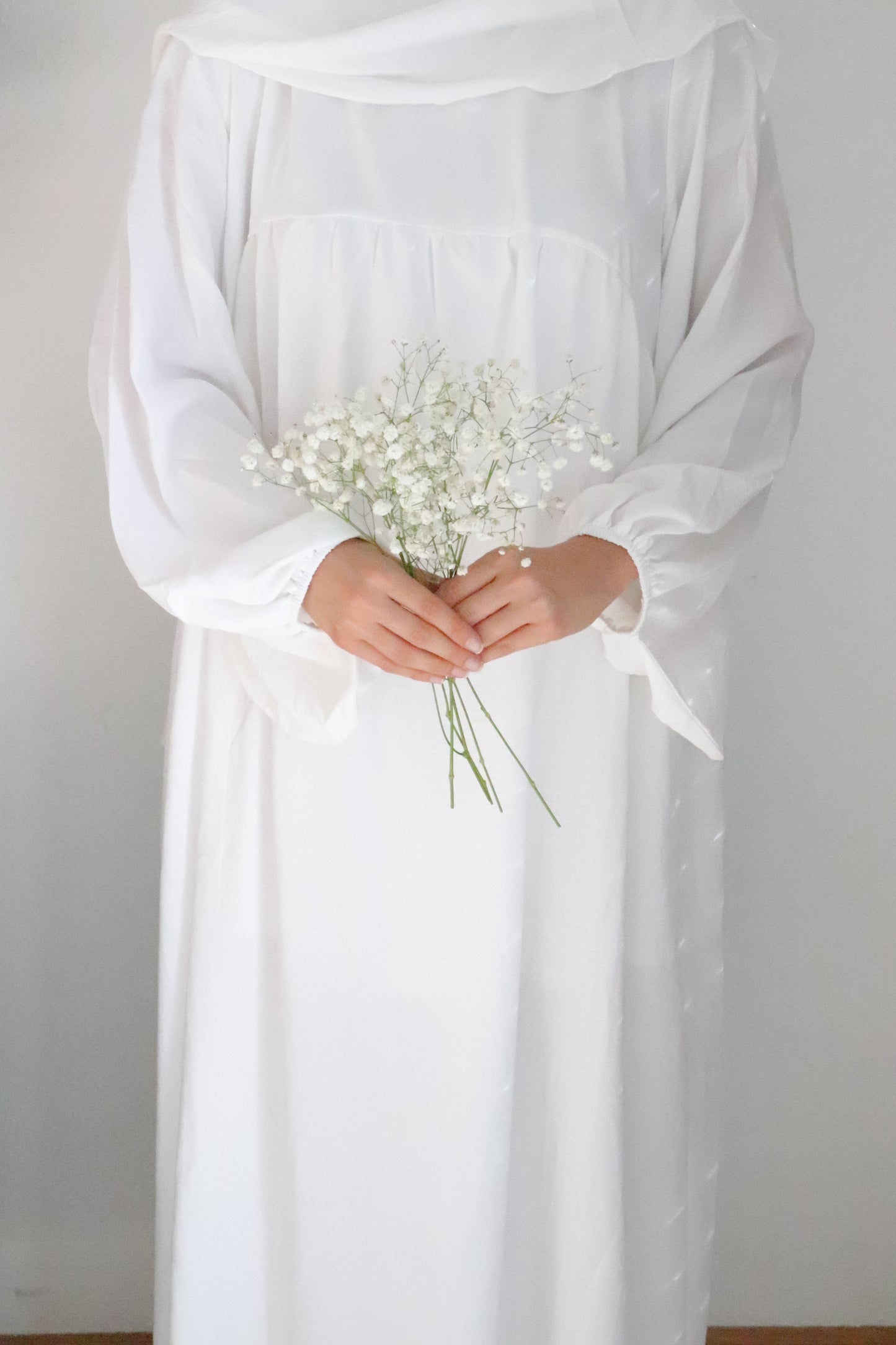 ABAYA WHITE