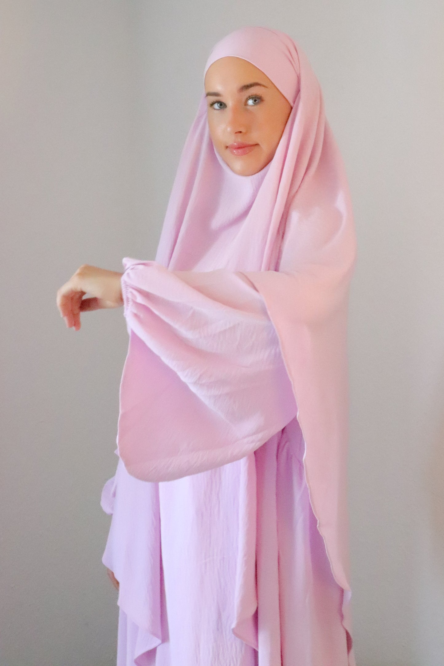 ABAYA LIGHT PINK SET
